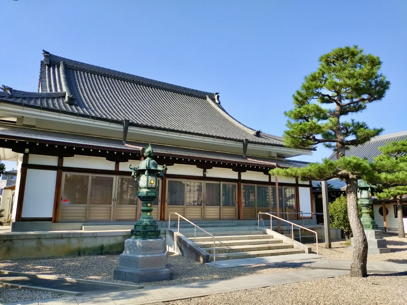 本堂