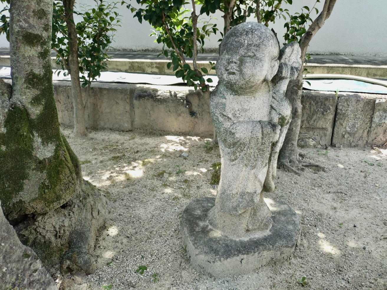 境内のわらべ地蔵