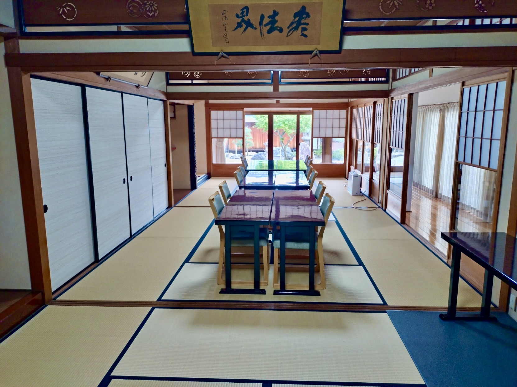 南書院(表書院)の内部