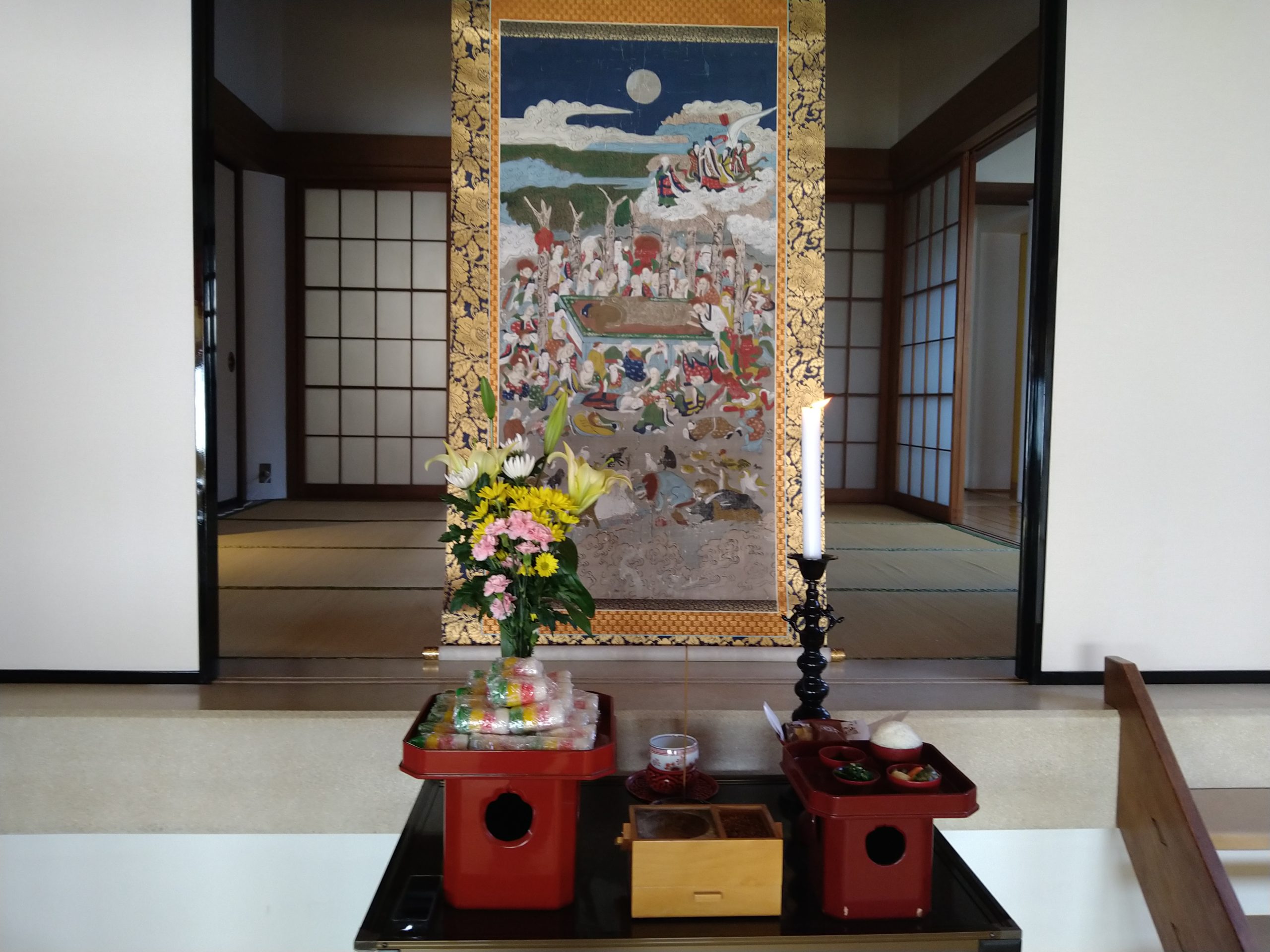 涅槃会に掛けられた涅槃図